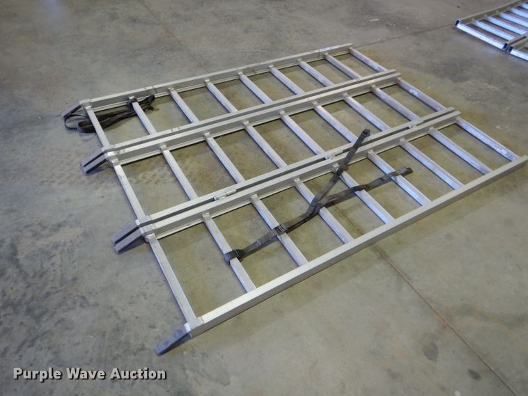 image for item GH9517 Aluminum folding ramps