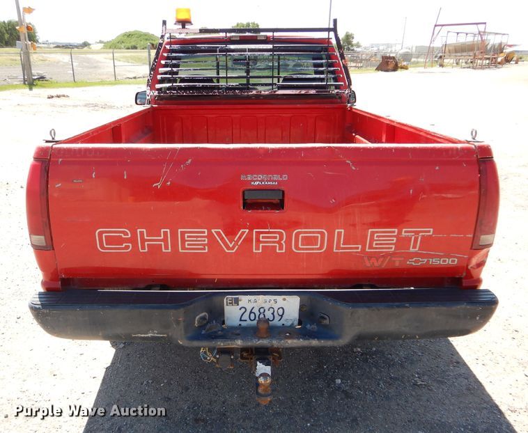 image for item GH9524 1996 Chevrolet C1500 pickup truck