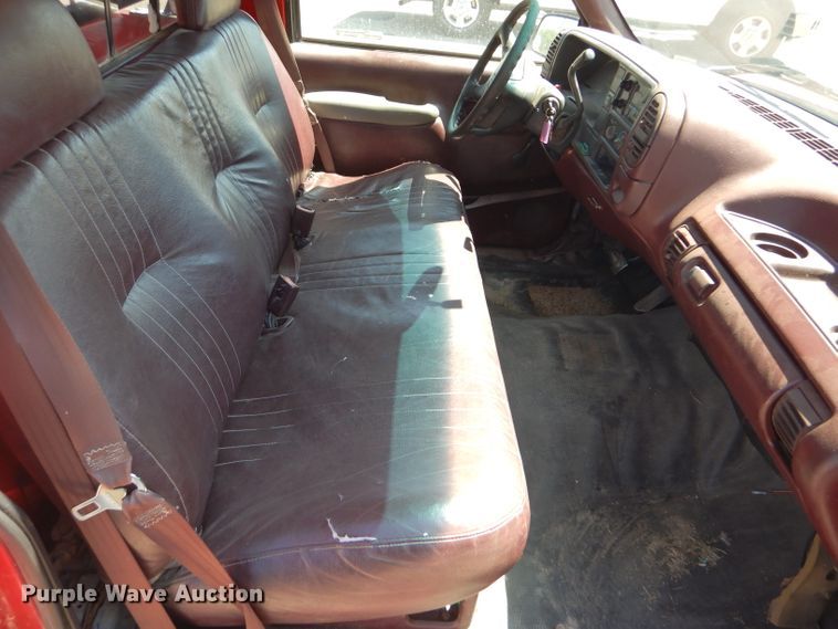 image for item GH9524 1996 Chevrolet C1500 pickup truck