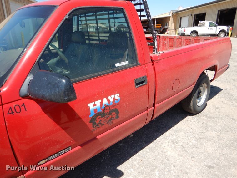 image for item GH9524 1996 Chevrolet C1500 pickup truck