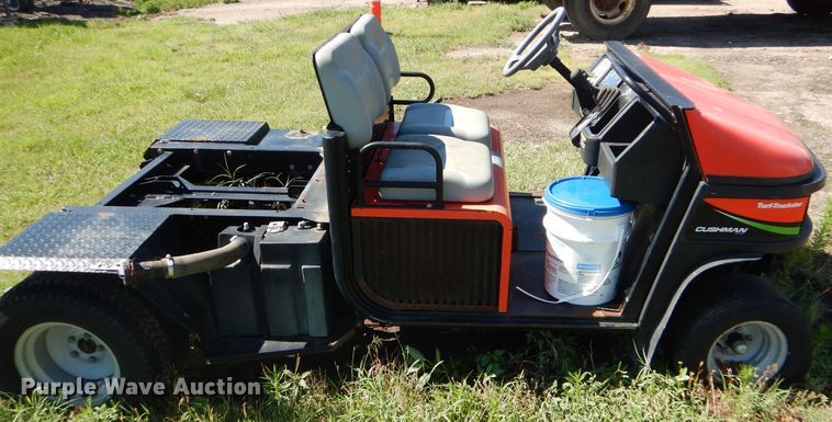 image for item GH9526 2006 Cushman Truckster utility vehicle