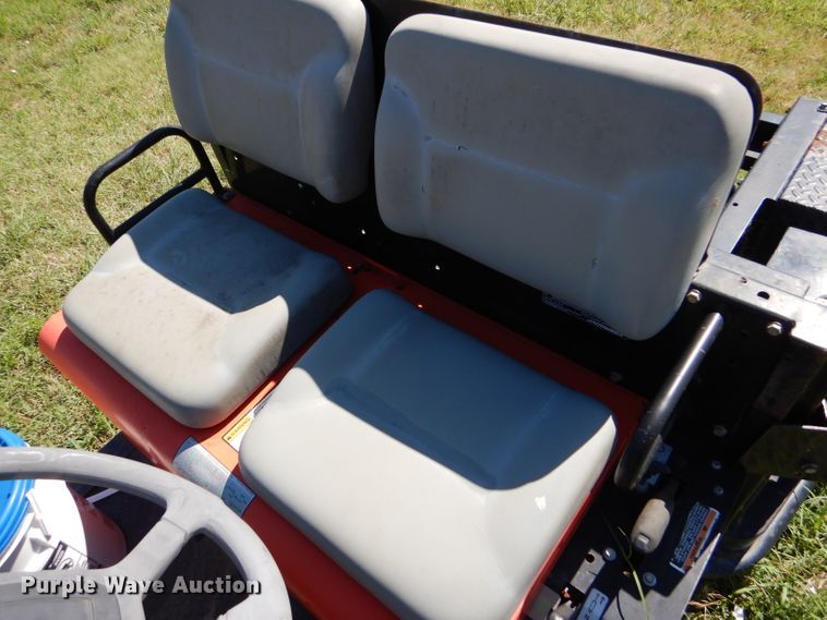 image for item GH9526 2006 Cushman Truckster utility vehicle