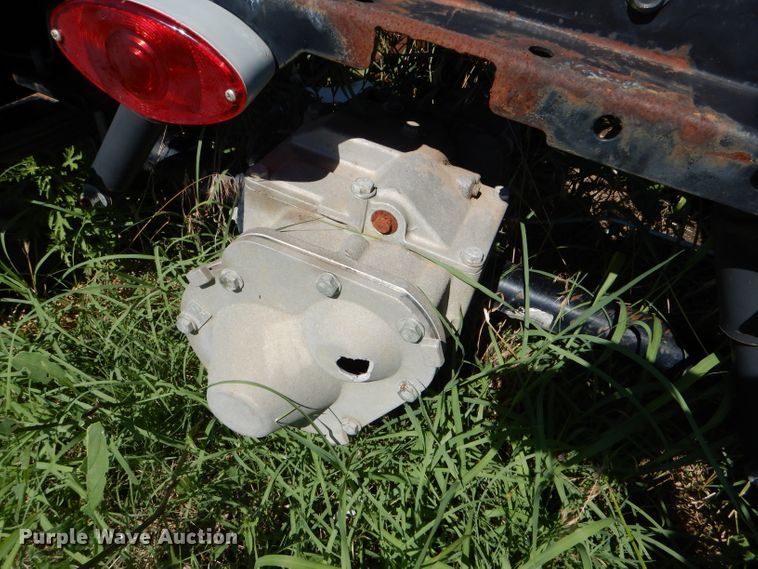 image for item GH9526 2006 Cushman Truckster utility vehicle