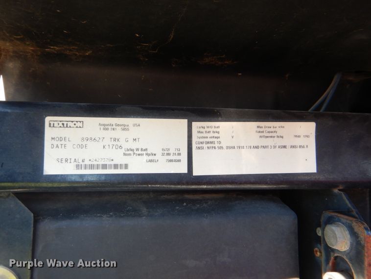 image for item GH9526 2006 Cushman Truckster utility vehicle