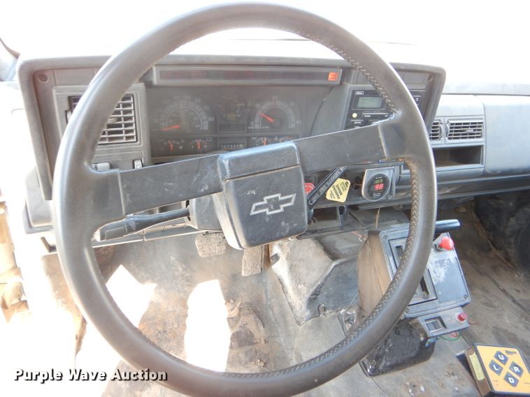 image for item GH9527 1997 Chevrolet C8500 dump truck