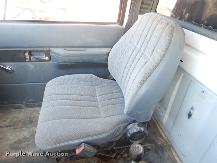 image for item GH9527 1997 Chevrolet C8500 dump truck