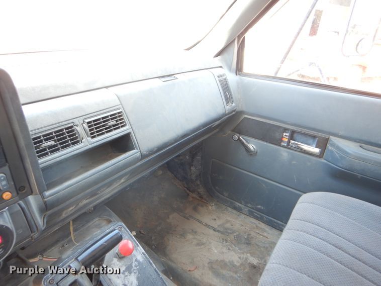 image for item GH9527 1997 Chevrolet C8500 dump truck