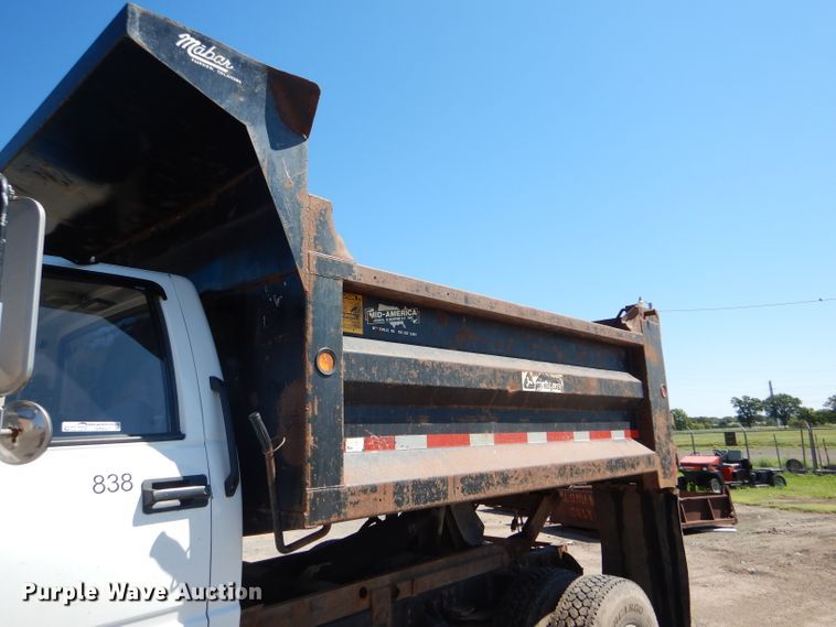 image for item GH9527 1997 Chevrolet C8500 dump truck