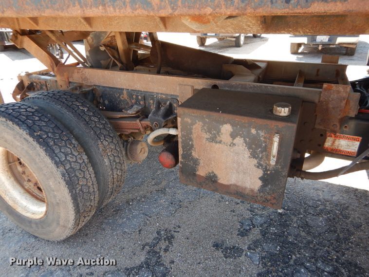 image for item GH9527 1997 Chevrolet C8500 dump truck
