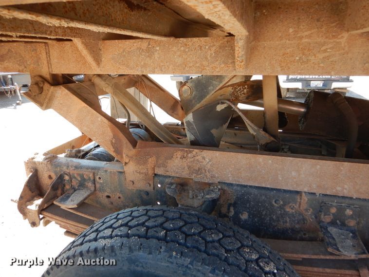 image for item GH9527 1997 Chevrolet C8500 dump truck