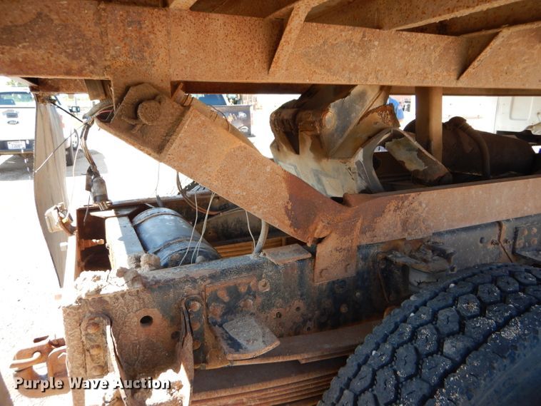 image for item GH9527 1997 Chevrolet C8500 dump truck