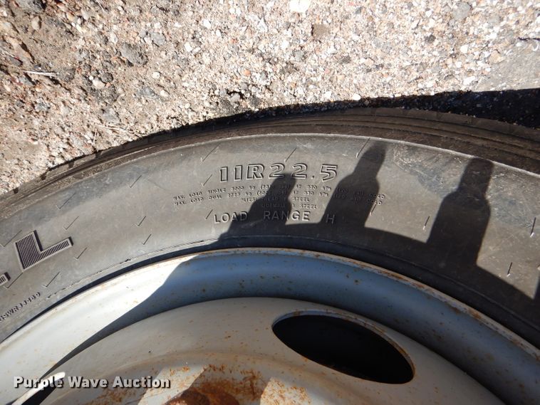 image for item GH9527 1997 Chevrolet C8500 dump truck