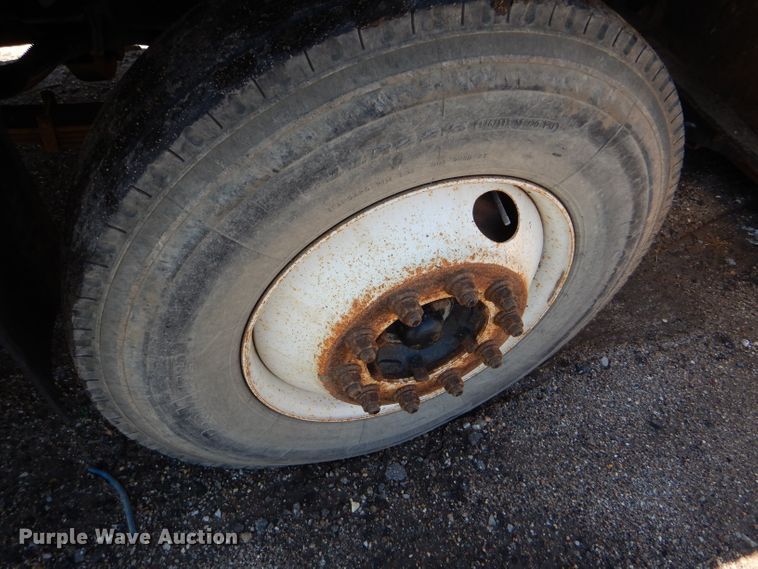 image for item GH9527 1997 Chevrolet C8500 dump truck