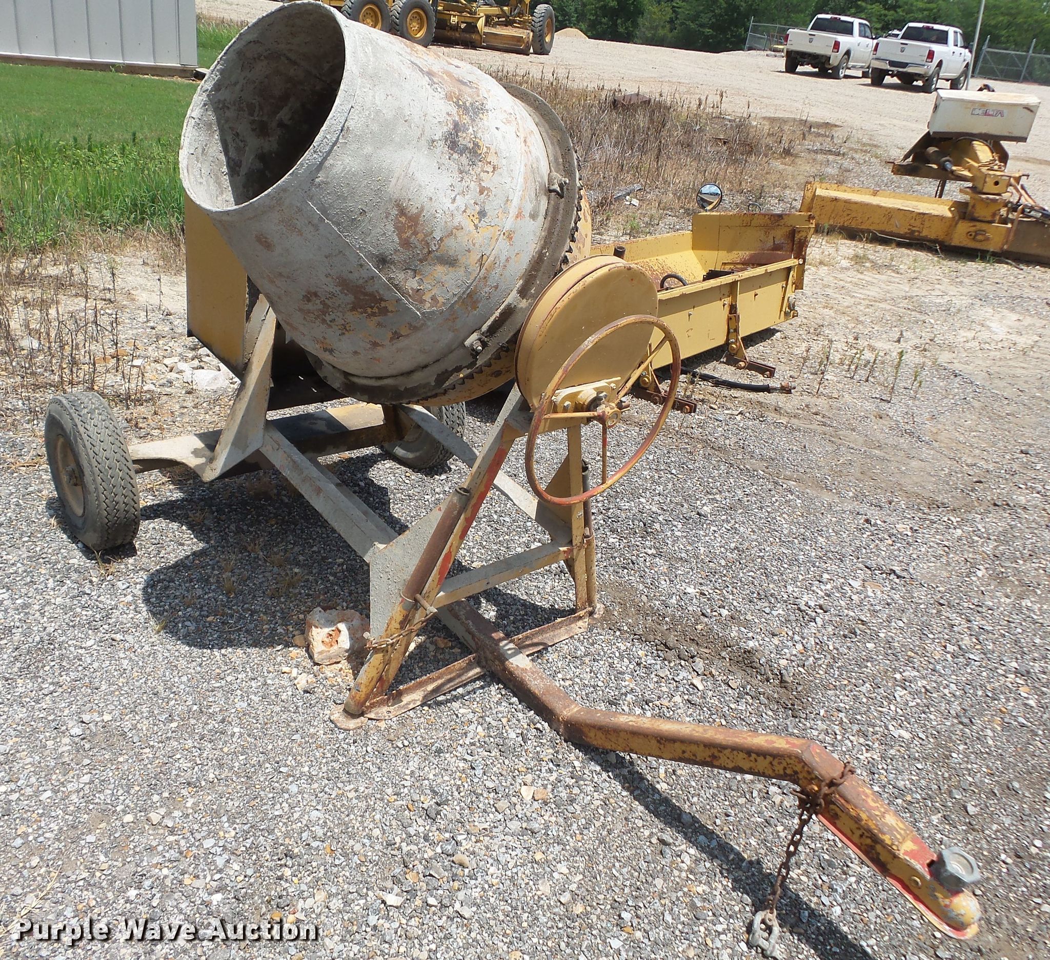 Montgomery Ward concrete mixer in Poplar Bluff, MO Item DE7849 sold