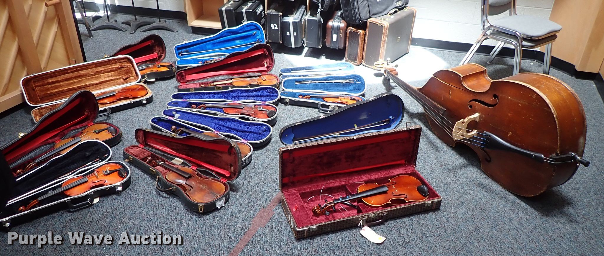 Musical instruments in Wichita, KS Item FB9215 sold Purple Wave
