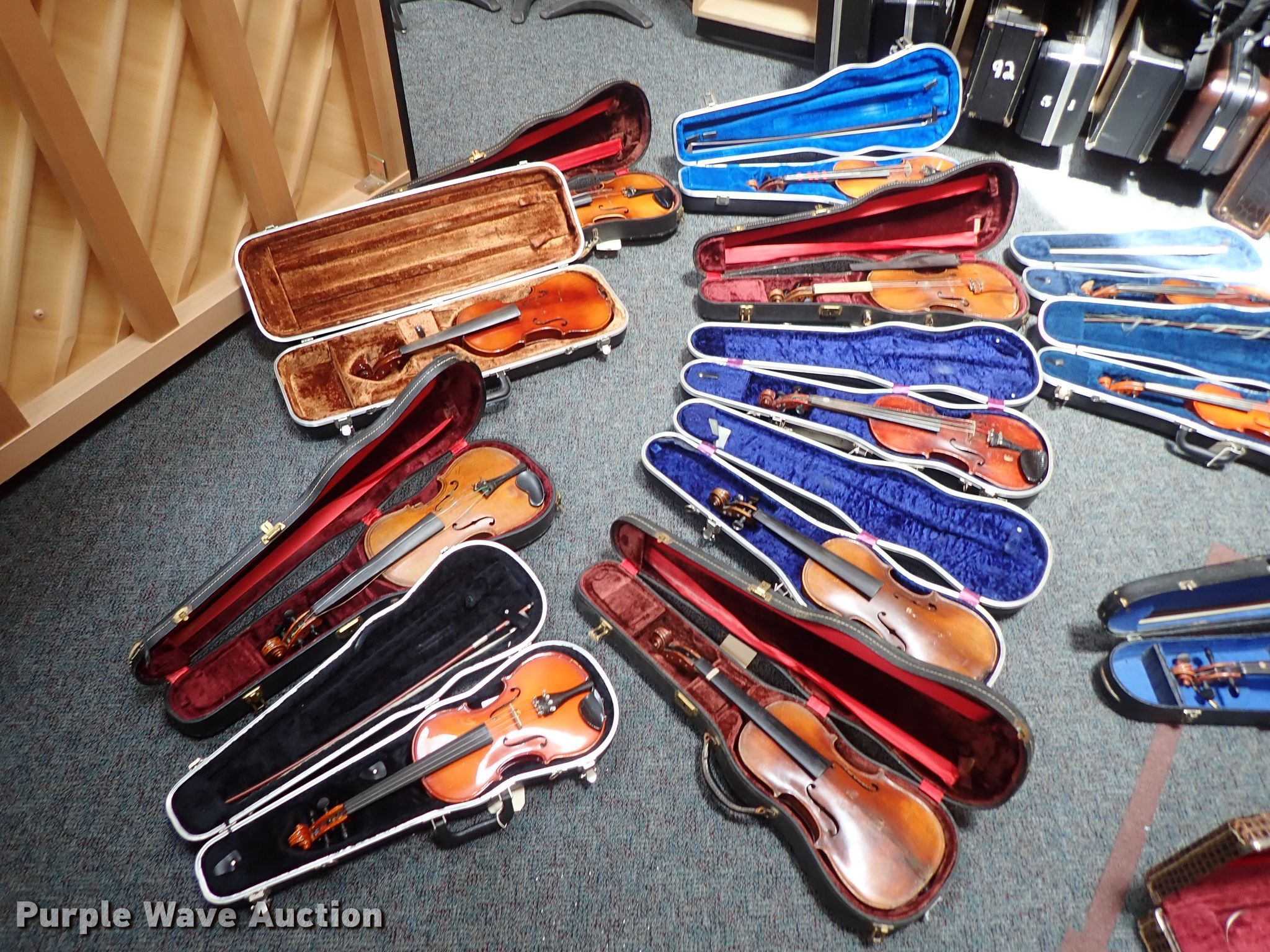 Musical instruments in Wichita, KS Item FB9215 sold Purple Wave