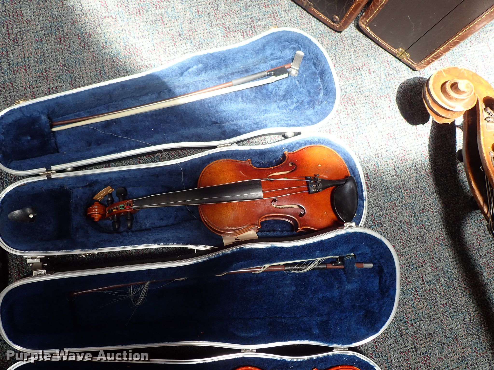 Musical instruments in Wichita, KS Item FB9215 sold Purple Wave