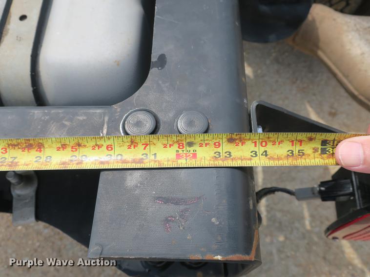 image for item DB8755 2016 Ford F550 Crew Cab truck cab and chassis