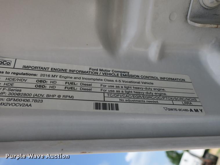 image for item DB8755 2016 Ford F550 Crew Cab truck cab and chassis