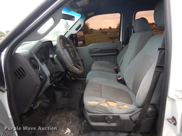 image for item DB9504 2012 Ford F250 Super Duty Crew Cab pickup truck