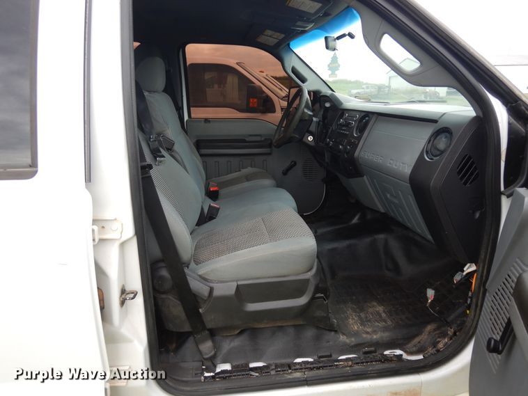 image for item DB9504 2012 Ford F250 Super Duty Crew Cab pickup truck