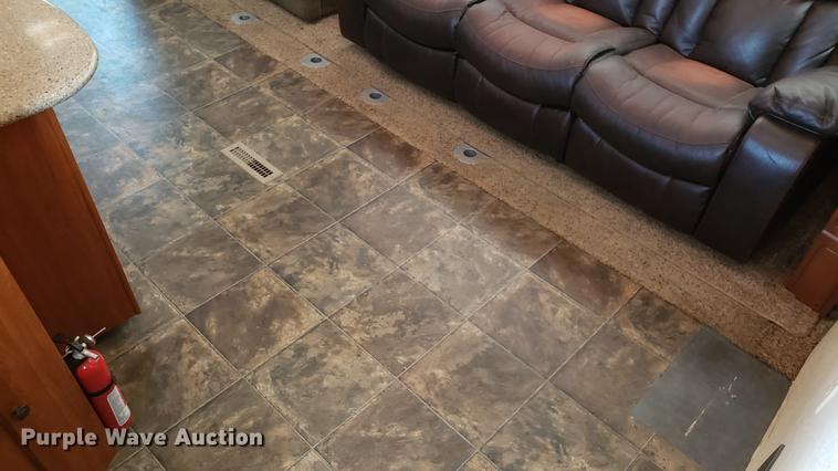 image for item DD4757 2012 Heartland Cyclone HD toy hauler camper