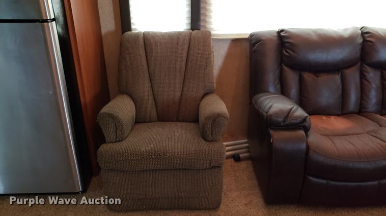 image for item DD4757 2012 Heartland Cyclone HD toy hauler camper