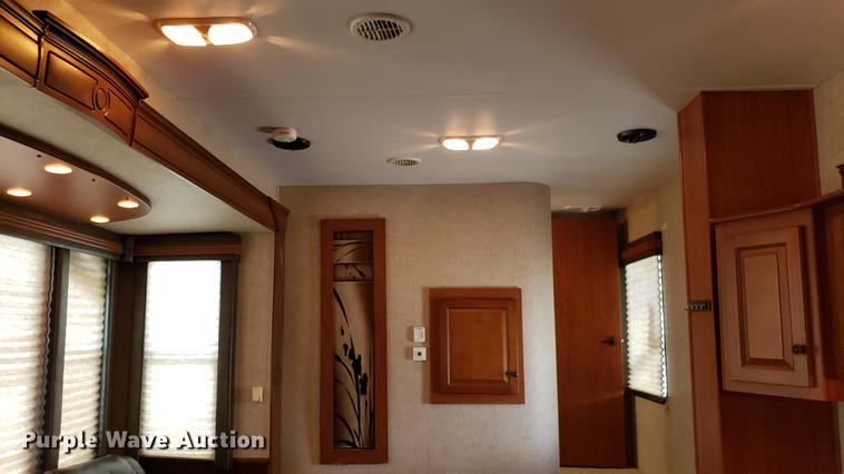 image for item DD4757 2012 Heartland Cyclone HD toy hauler camper