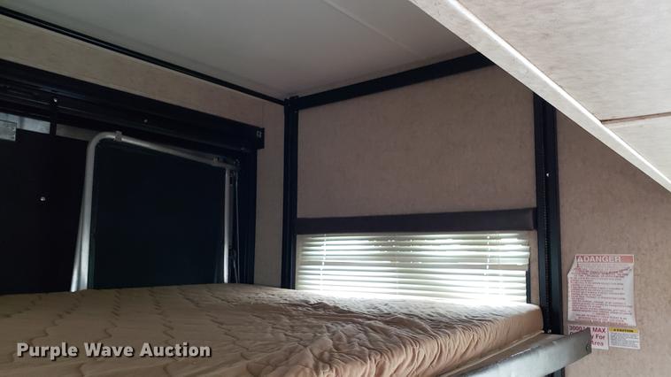 image for item DD4757 2012 Heartland Cyclone HD toy hauler camper