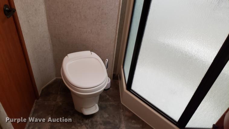 image for item DD4757 2012 Heartland Cyclone HD toy hauler camper