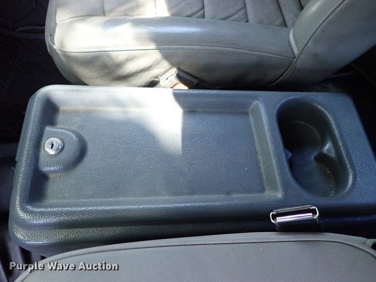 image for item DE5414 1990 Jeep Wrangler SUV