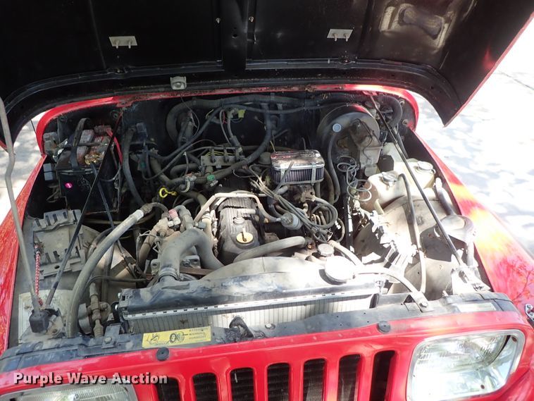 image for item DE5414 1990 Jeep Wrangler SUV