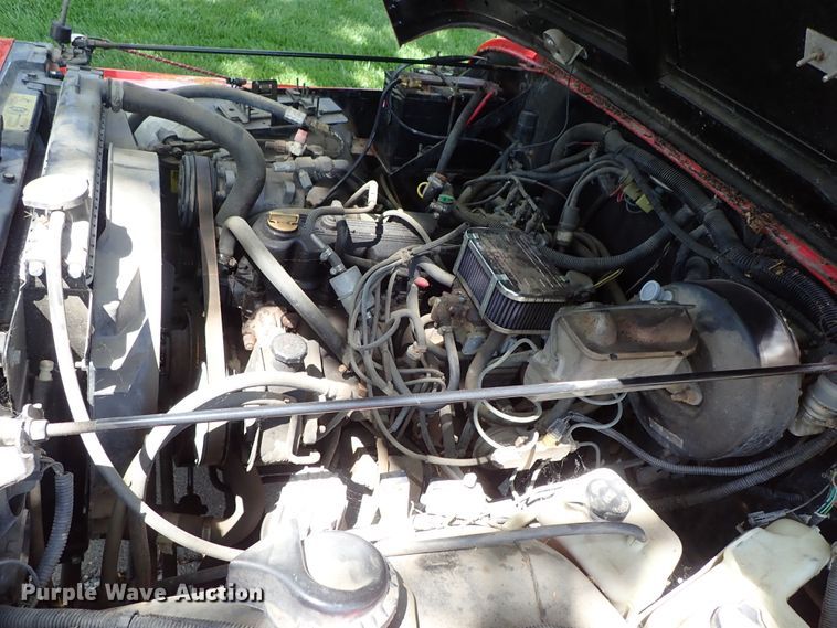 image for item DE5414 1990 Jeep Wrangler SUV