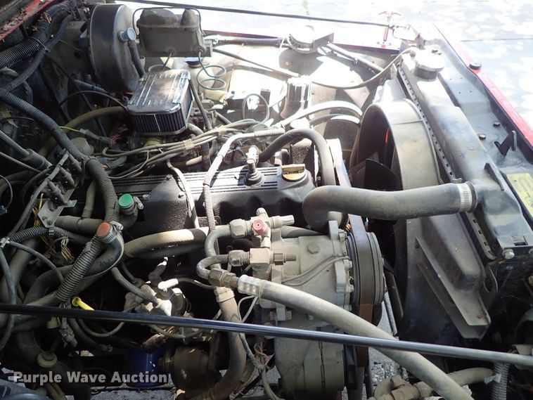 image for item DE5414 1990 Jeep Wrangler SUV