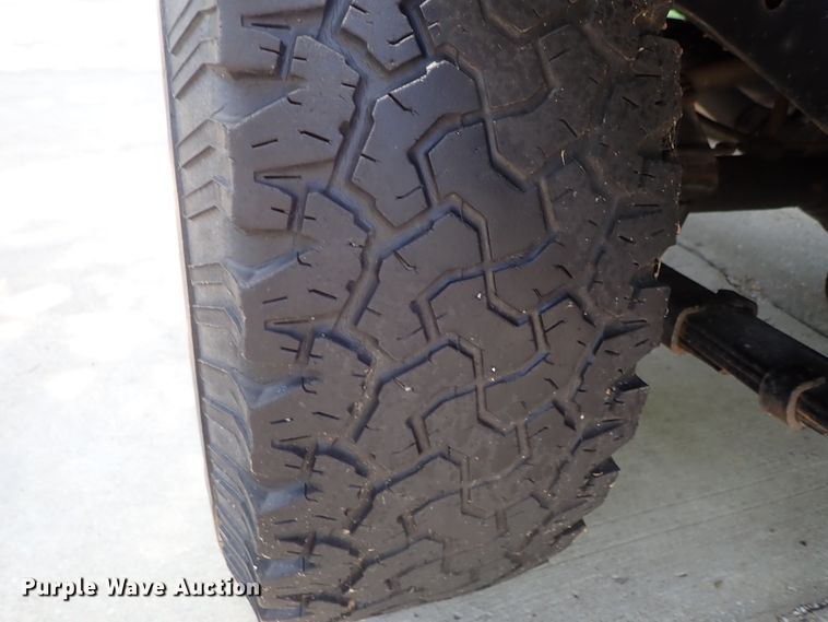 image for item DE5414 1990 Jeep Wrangler SUV