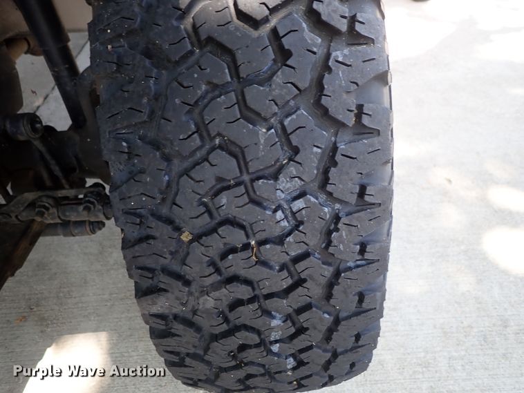 image for item DE5414 1990 Jeep Wrangler SUV