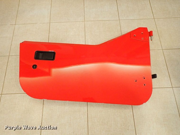 image for item DE5414 1990 Jeep Wrangler SUV