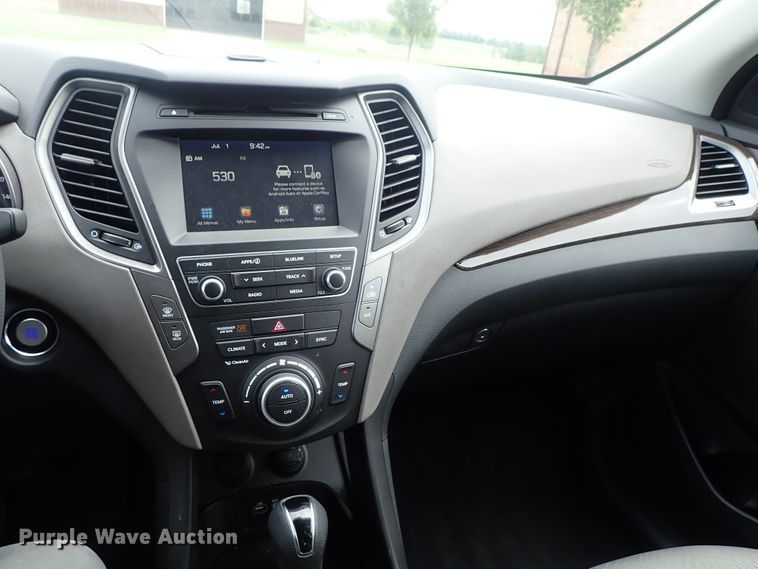 image for item DE5417 2018 Hyundai Santa Fe SUV