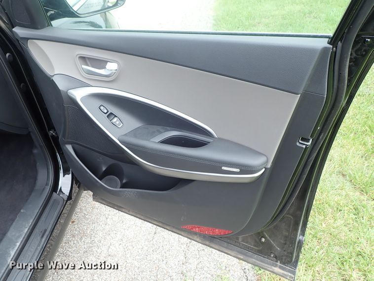 image for item DE5417 2018 Hyundai Santa Fe SUV