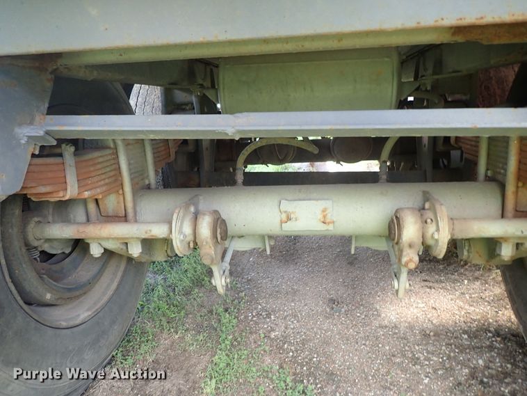 image for item DE5418 1965 Monon scrap trailer