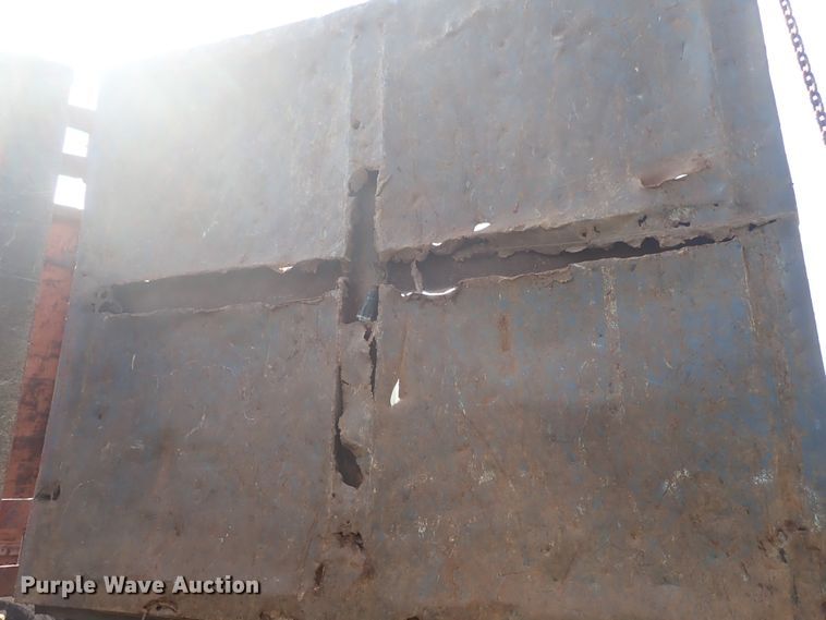 image for item DE5418 1965 Monon scrap trailer