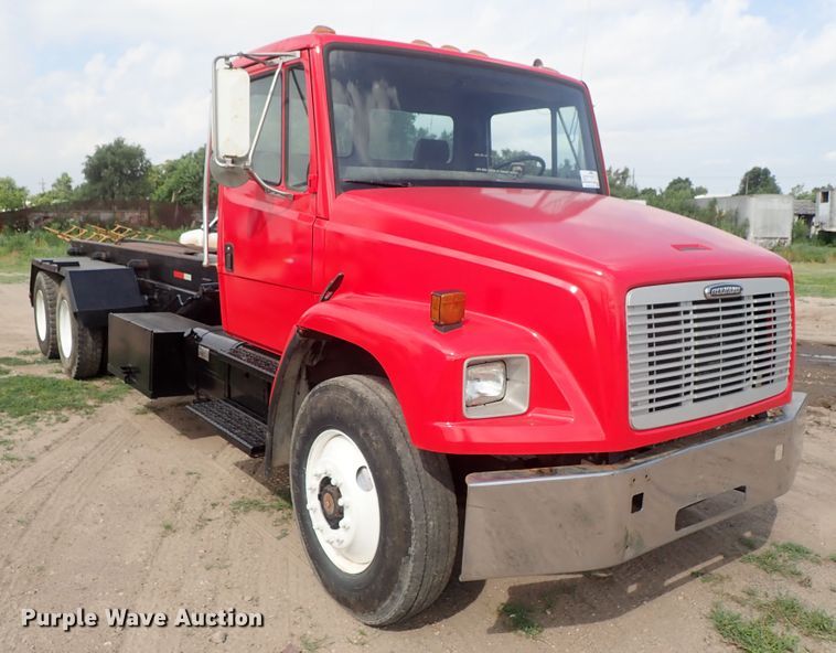 image for item DE5421 1993 Freightliner FL80 roll off container truck