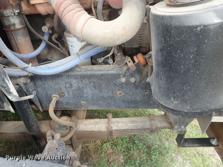 image for item DE5421 1993 Freightliner FL80 roll off container truck