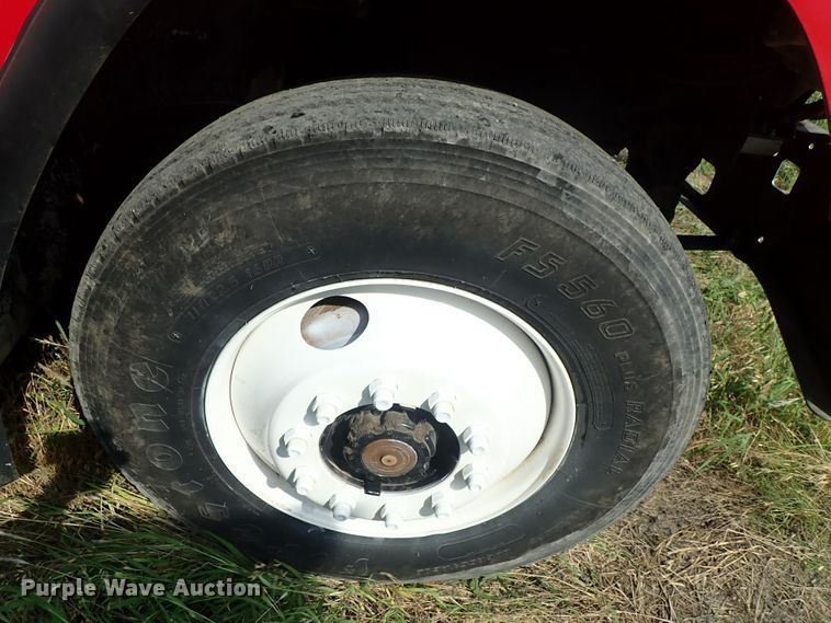 image for item DE5421 1993 Freightliner FL80 roll off container truck