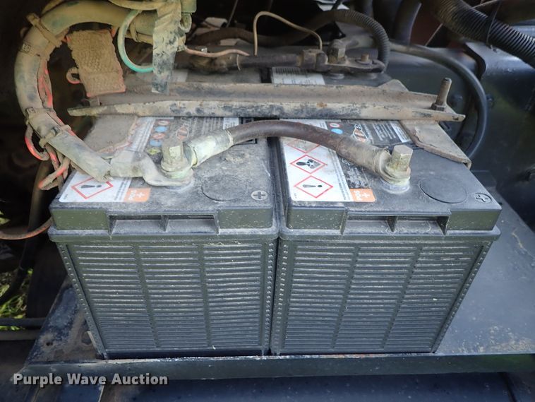 image for item DE5421 1993 Freightliner FL80 roll off container truck