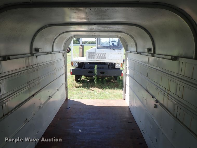 image for item DE5445 1971 JW utility trailer