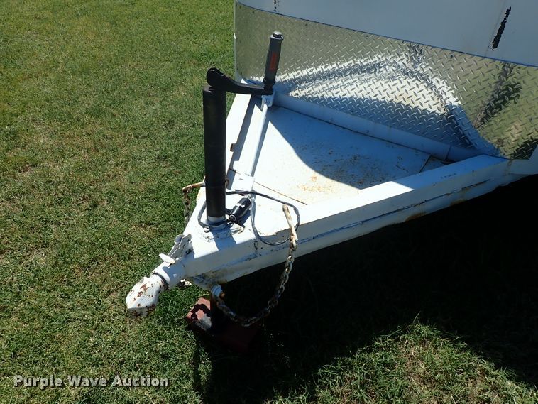 image for item DE5445 1971 JW utility trailer