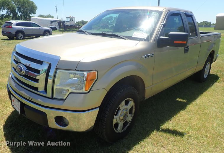 image for item DE5446 2011 Ford F150 SuperCab pickup truck