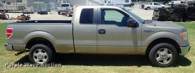 image for item DE5446 2011 Ford F150 SuperCab pickup truck