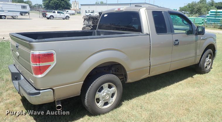 image for item DE5446 2011 Ford F150 SuperCab pickup truck